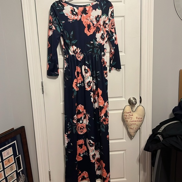 Long Floral Dress Size Small - Picture 5 of 6